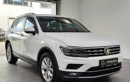 Volkswagen Tiguan II, 2017 год, 2 419 000 рублей, 3 фотография