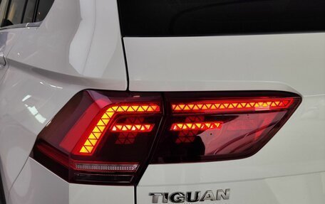 Volkswagen Tiguan II, 2017 год, 2 419 000 рублей, 10 фотография