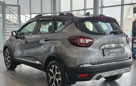 Renault Kaptur I рестайлинг, 2021 год, 1 698 000 рублей, 8 фотография