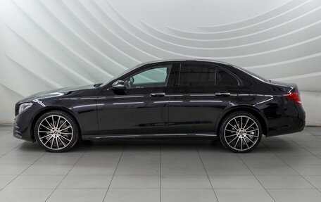 Mercedes-Benz E-Класс, 2019 год, 3 298 000 рублей, 4 фотография