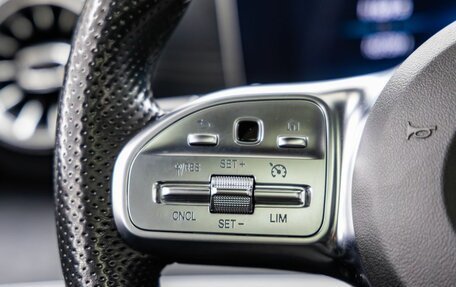 Mercedes-Benz E-Класс, 2019 год, 3 298 000 рублей, 18 фотография