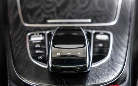 Mercedes-Benz E-Класс, 2019 год, 3 298 000 рублей, 27 фотография