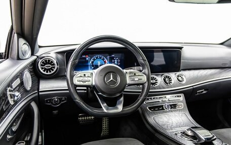 Mercedes-Benz E-Класс, 2019 год, 3 298 000 рублей, 30 фотография