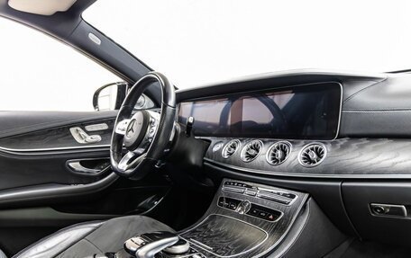 Mercedes-Benz E-Класс, 2019 год, 3 298 000 рублей, 36 фотография
