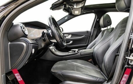 Mercedes-Benz E-Класс, 2019 год, 3 298 000 рублей, 29 фотография