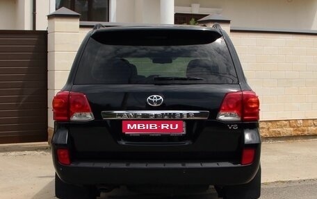 Toyota Land Cruiser 200, 2012 год, 3 200 000 рублей, 6 фотография