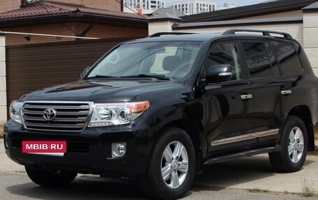 Toyota Land Cruiser 200, 2012 год, 3 200 000 рублей, 8 фотография