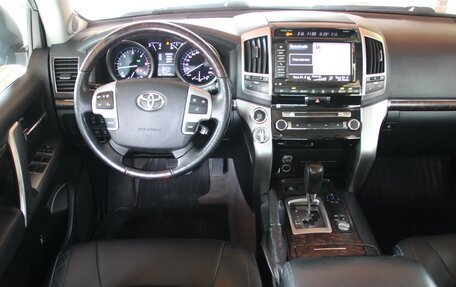 Toyota Land Cruiser 200, 2012 год, 3 200 000 рублей, 23 фотография