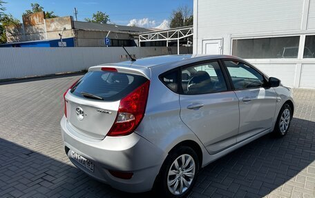 Hyundai Solaris II рестайлинг, 2012 год, 720 000 рублей, 4 фотография