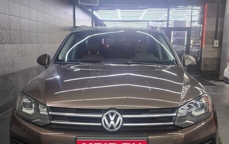 Volkswagen Touareg III, 2012 год, 1 700 000 рублей, 2 фотография
