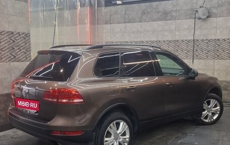 Volkswagen Touareg III, 2012 год, 1 700 000 рублей, 3 фотография
