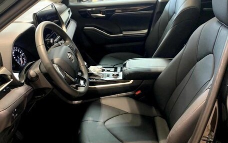 Toyota Highlander, 2026 год, 6 100 000 рублей, 8 фотография