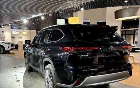Toyota Highlander, 2026 год, 6 100 000 рублей, 7 фотография