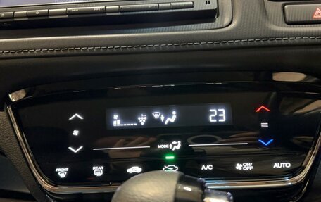 Honda Vezel, 2017 год, 1 698 000 рублей, 17 фотография
