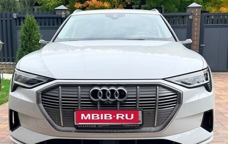 Audi e-tron I, 2019 год, 3 350 000 рублей, 17 фотография