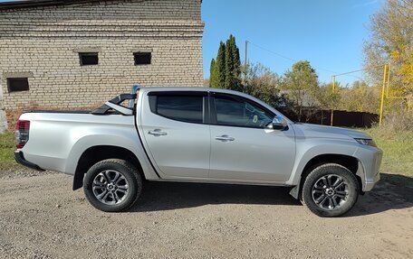 Mitsubishi L200 IV рестайлинг, 2019 год, 2 100 000 рублей, 3 фотография