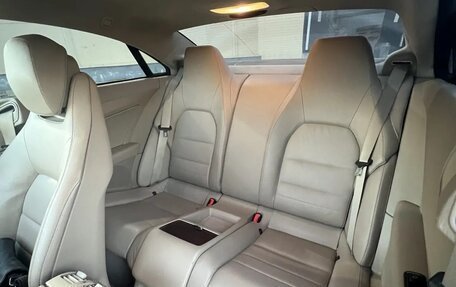 Mercedes-Benz E-Класс, 2012 год, 1 500 000 рублей, 11 фотография