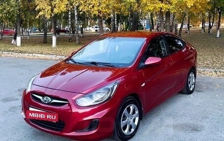 Hyundai Solaris II рестайлинг, 2014 год, 520 000 рублей, 3 фотография