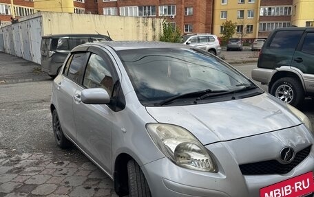 Toyota Vitz, 2005 год, 550 000 рублей, 2 фотография