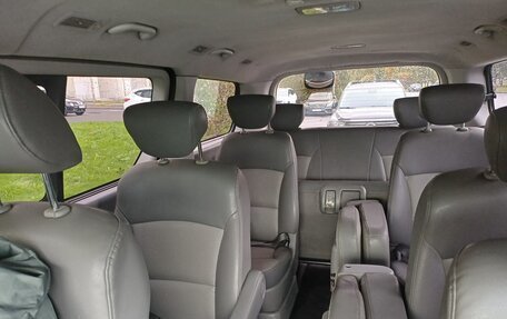 Hyundai Grand Starex Grand Starex I рестайлинг 2, 2009 год, 650 000 рублей, 1 фотография