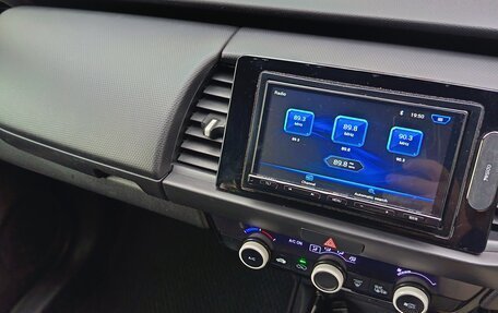Honda Fit, 2022 год, 1 300 000 рублей, 4 фотография