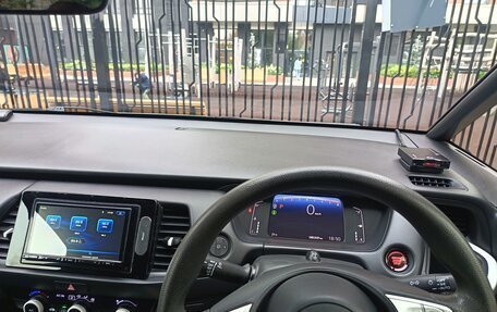 Honda Fit, 2022 год, 1 300 000 рублей, 2 фотография