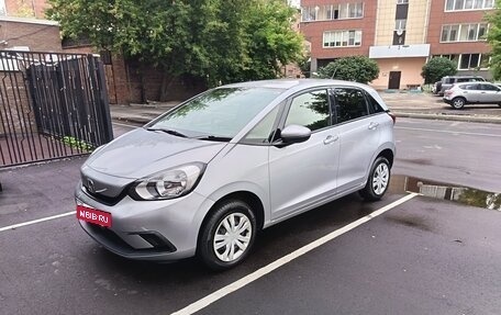 Honda Fit, 2022 год, 1 300 000 рублей, 6 фотография