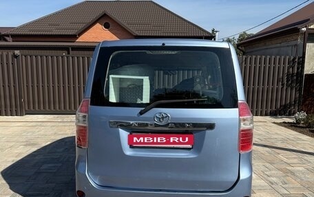 Toyota Noah III, 2008 год, 990 000 рублей, 4 фотография