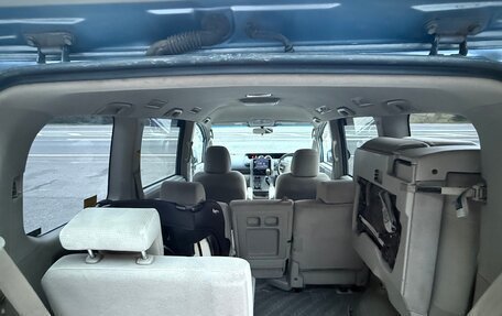 Toyota Noah III, 2008 год, 990 000 рублей, 14 фотография