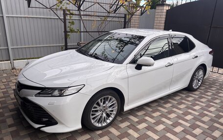 Toyota Camry, 2018 год, 2 500 000 рублей, 2 фотография