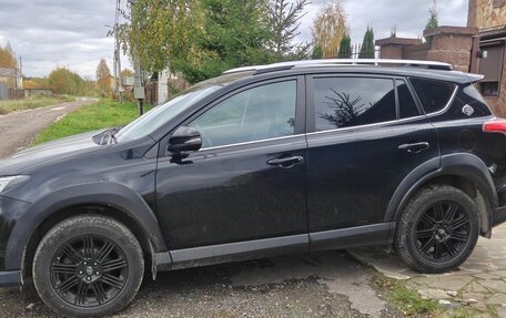 Toyota RAV4, 2018 год, 3 000 000 рублей, 2 фотография