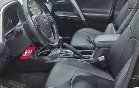 Toyota RAV4, 2018 год, 3 000 000 рублей, 11 фотография
