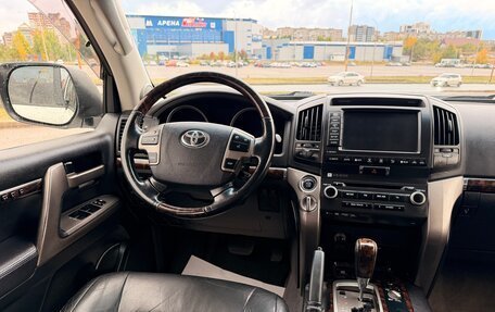 Toyota Land Cruiser 200, 2011 год, 3 100 000 рублей, 14 фотография