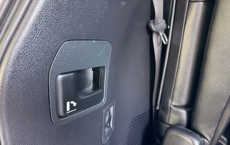 Toyota Land Cruiser 200, 2011 год, 3 100 000 рублей, 26 фотография