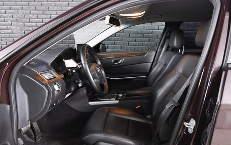 Mercedes-Benz E-Класс, 2010 год, 1 350 000 рублей, 10 фотография