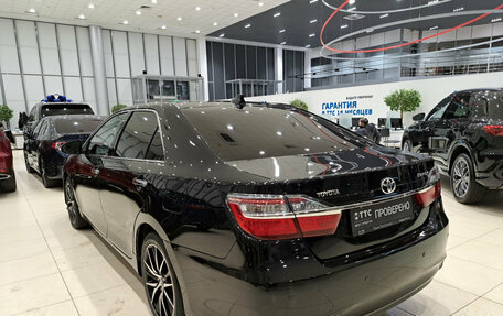 Toyota Camry, 2015 год, 1 850 000 рублей, 8 фотография