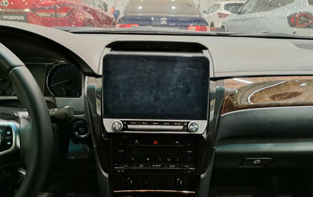Toyota Camry, 2015 год, 1 850 000 рублей, 18 фотография