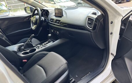 Mazda 3, 2016 год, 1 200 000 рублей, 16 фотография