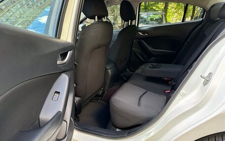 Mazda 3, 2016 год, 1 200 000 рублей, 13 фотография