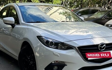 Mazda 3, 2016 год, 1 200 000 рублей, 18 фотография