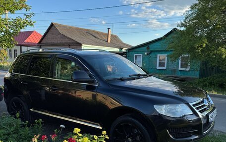 Volkswagen Touareg III, 2007 год, 1 600 000 рублей, 2 фотография