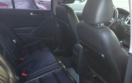 Volkswagen Tiguan I, 2011 год, 1 000 000 рублей, 14 фотография