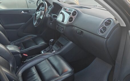 Volkswagen Tiguan I, 2011 год, 1 000 000 рублей, 11 фотография