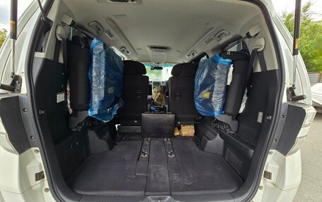 Toyota Vellfire I, 2012 год, 2 200 000 рублей, 14 фотография