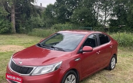 KIA Rio III рестайлинг, 2013 год, 680 000 рублей, 4 фотография