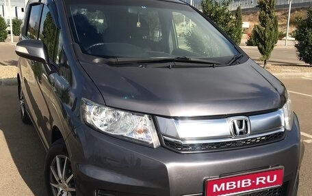 Honda Freed I, 2015 год, 1 270 000 рублей, 1 фотография