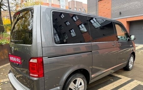 Volkswagen Multivan T6 рестайлинг, 2018 год, 4 399 000 рублей, 2 фотография