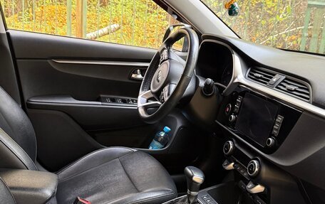 KIA Rio IV, 2021 год, 1 700 000 рублей, 9 фотография