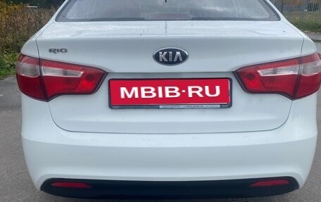 KIA Rio III рестайлинг, 2014 год, 900 000 рублей, 3 фотография