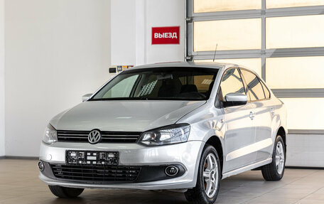 Volkswagen Polo VI (EU Market), 2011 год, 650 000 рублей, 3 фотография